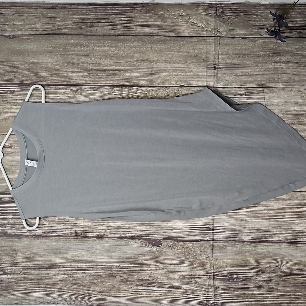 Athleta Women's Sleeveless Activewear Stretch Tank Top Sz Small Light Sage Green
